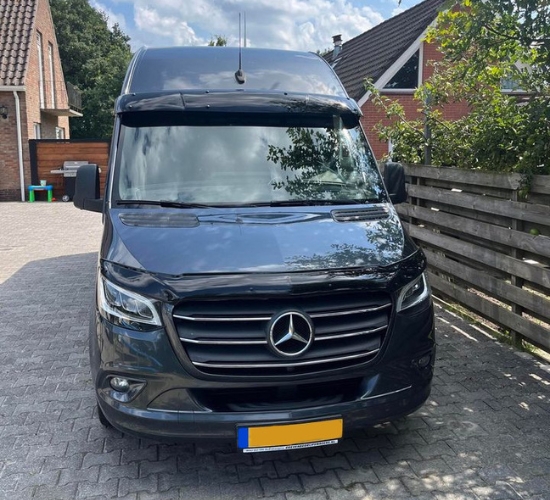 LuminaLights Power X6 on a vehicle